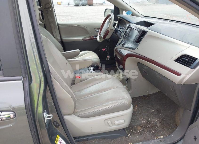 Photo 5 of 2013 Toyota Sienna LIMITED V6 7 PASSENGER (VIN 5TDYK3DC0DS340531)