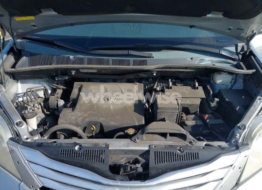 Photo 10 of 2013 Toyota Sienna XLE/LIMITED (VIN 5TDYK3DC0DS360388)