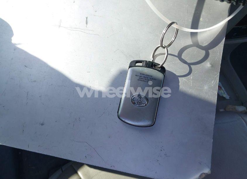 Photo 11 of 2013 Toyota Sienna XLE/LIMITED (VIN 5TDYK3DC0DS360388)