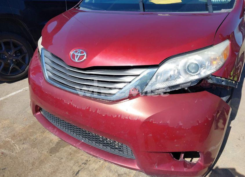 Photo 18 of 2013 Toyota Sienna XLE V6 8 PASSENGER (VIN 5TDYK3DC0DS382696)