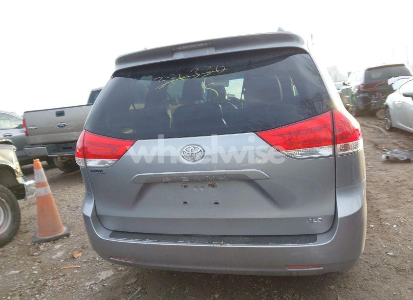 Photo 17 of 2013 Toyota Sienna XLE V6 8 PASSENGER (VIN 5TDYK3DC0DS386330)