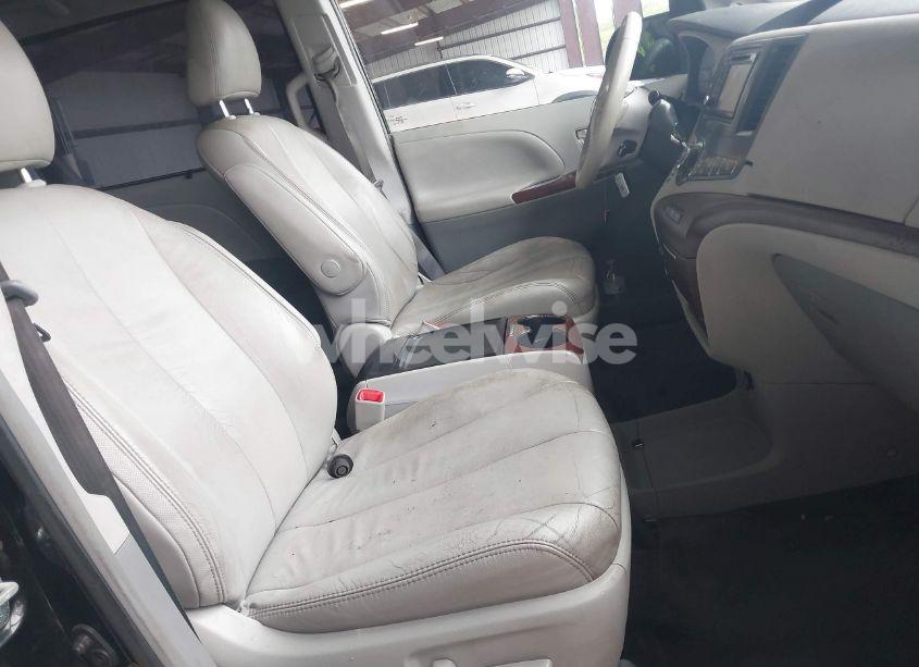 Photo 5 of 2014 Toyota Sienna XLE V6 8 PASSENGER (VIN 5TDYK3DC0ES493864)