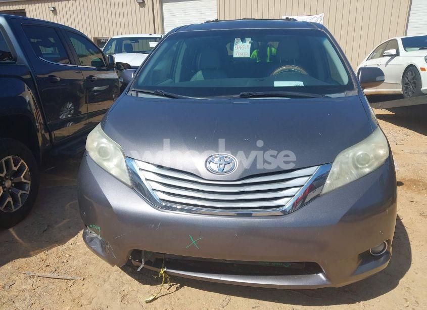 Photo 12 of 2014 Toyota Sienna LIMITED V6 7 PASSENGER (VIN 5TDYK3DC0ES514034)