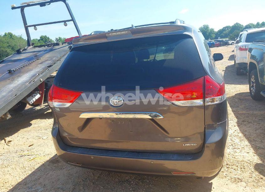 Photo 16 of 2014 Toyota Sienna LIMITED V6 7 PASSENGER (VIN 5TDYK3DC0ES514034)