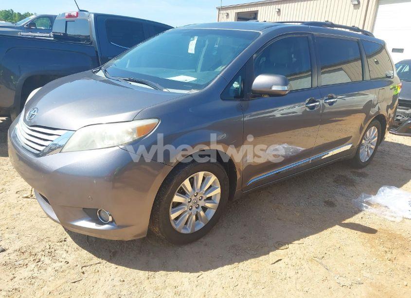 Photo 2 of 2014 Toyota Sienna LIMITED V6 7 PASSENGER (VIN 5TDYK3DC0ES514034)
