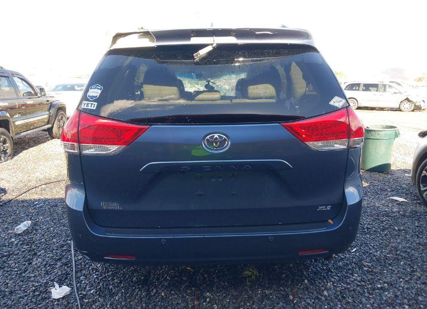 Photo 17 of 2014 Toyota Sienna XLE/LIMITED (VIN 5TDYK3DC0ES526006)