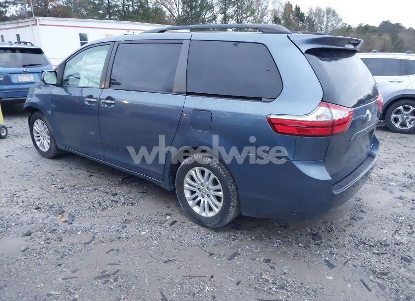 Photo 3 of 2015 Toyota Sienna XLE/LIMITED (VIN 5TDYK3DC0FS533670)
