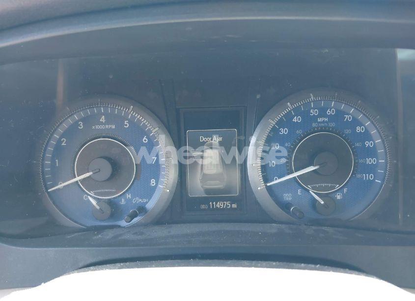 Photo 7 of 2015 Toyota Sienna XLE 8 PASSENGER (VIN 5TDYK3DC0FS555636)