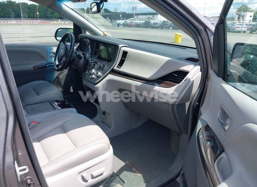 Photo 5 of 2015 Toyota Sienna XLE 8 PASSENGER (VIN 5TDYK3DC0FS613440)