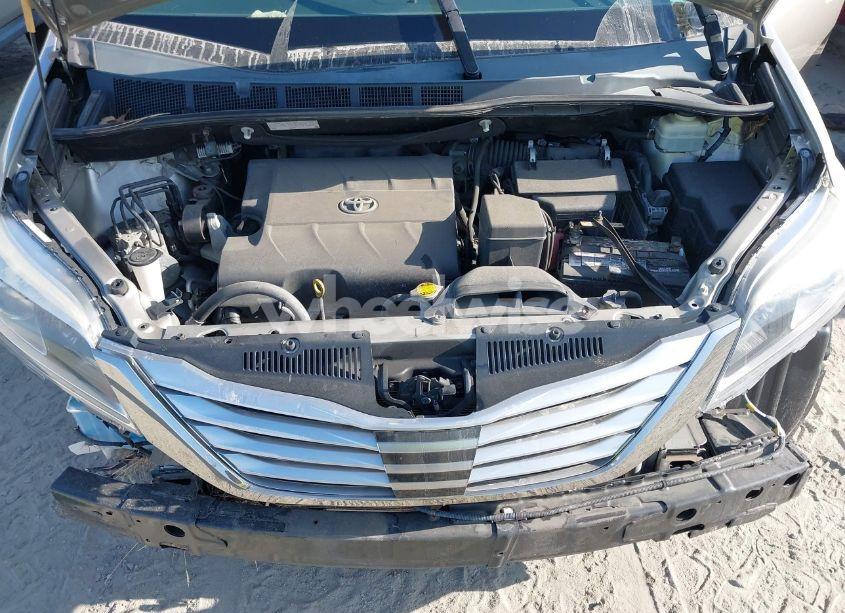 Photo 10 of 2015 Toyota Sienna LIMITED PREMIUM 7 PASSENGER (VIN 5TDYK3DC0FS632909)