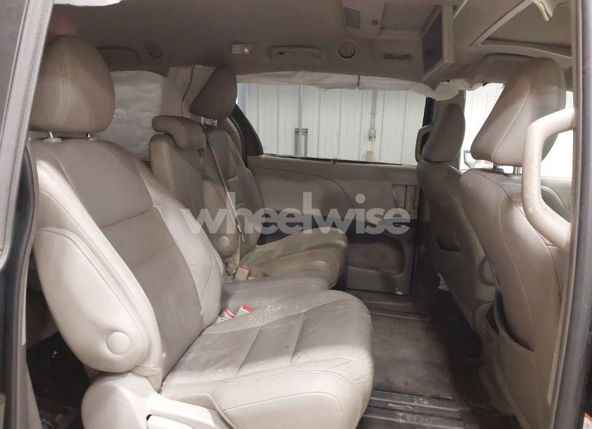 Photo 8 of 2015 Toyota Sienna XLE PREMIUM 8 PASSENGER (VIN 5TDYK3DC0FS668602)