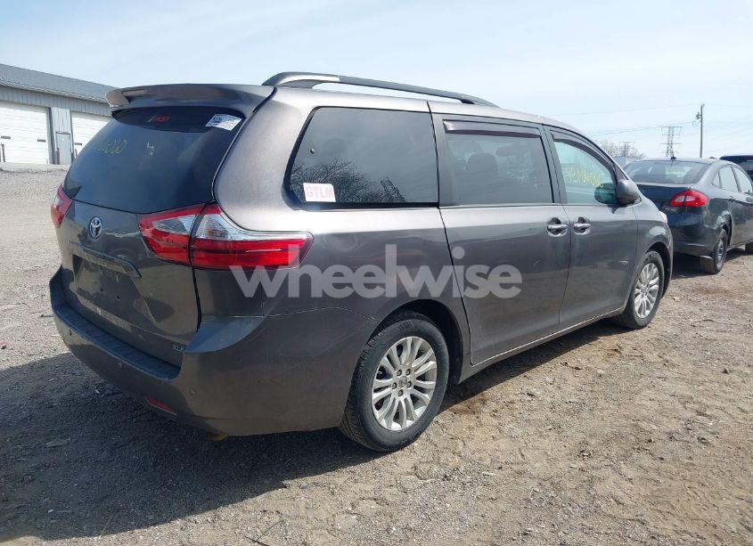 Photo 4 of 2016 Toyota Sienna XLE 8 PASSENGER (VIN 5TDYK3DC0GS764053)
