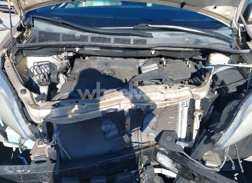 Photo 10 of 2011 Toyota Sienna XLE V6 (VIN 5TDYK3DC1BS004674)