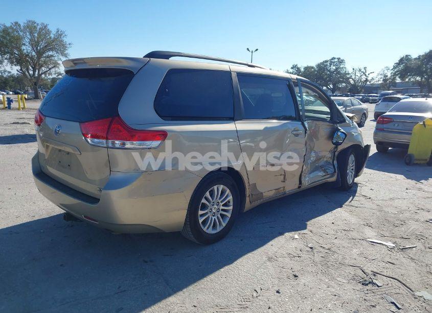 Photo 4 of 2011 Toyota Sienna XLE V6 (VIN 5TDYK3DC1BS004674)