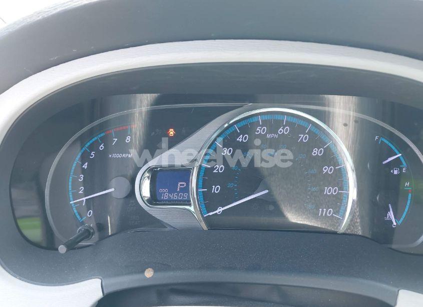 Photo 16 of 2011 Toyota Sienna XLE V6 (VIN 5TDYK3DC1BS040347)