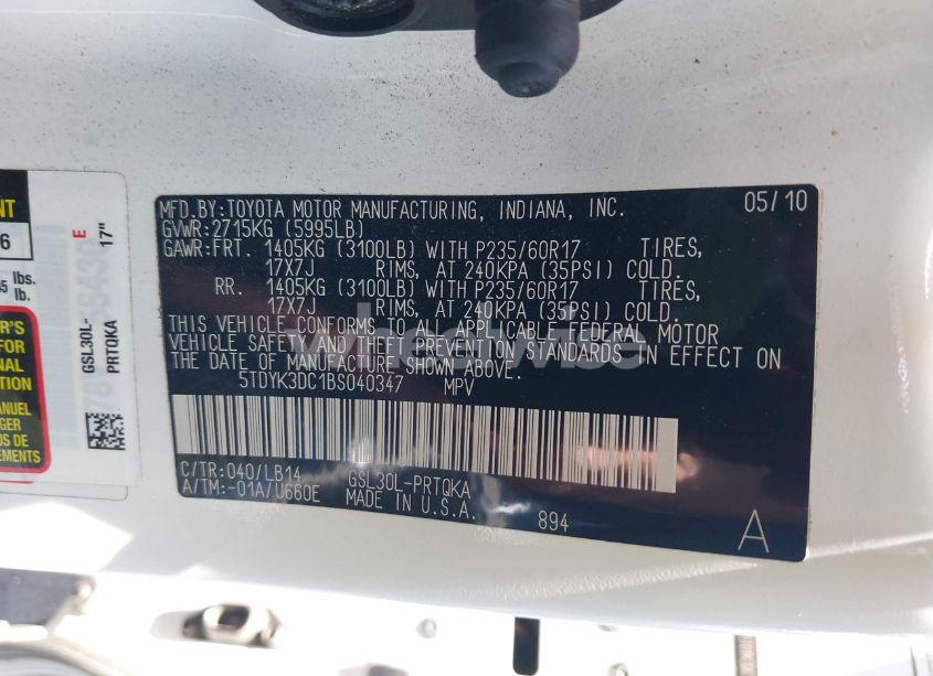 Photo 9 of 2011 Toyota Sienna XLE V6 (VIN 5TDYK3DC1BS040347)