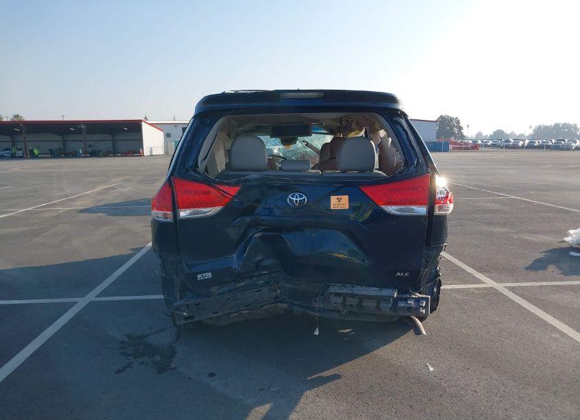 Photo 16 of 2011 Toyota Sienna XLE/LIMITED (VIN 5TDYK3DC1BS152307)