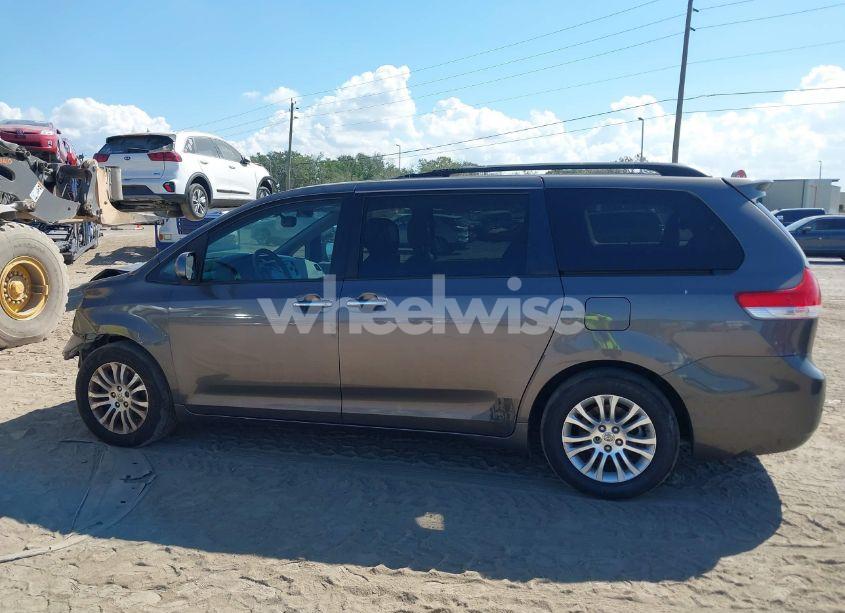 Photo 14 of 2012 Toyota Sienna XLE V6 8 PASSENGER (VIN 5TDYK3DC1CS186331)