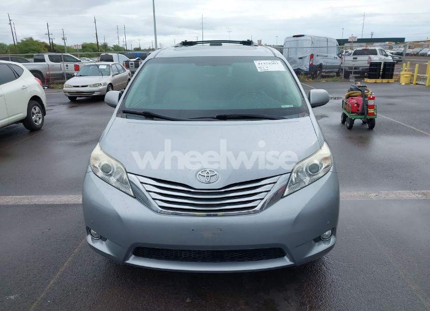 Photo 12 of 2012 Toyota Sienna XLE/LIMITED (VIN 5TDYK3DC1CS192310)