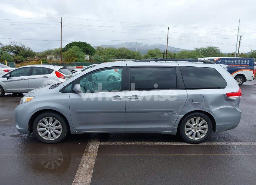 Photo 14 of 2012 Toyota Sienna XLE/LIMITED (VIN 5TDYK3DC1CS192310)