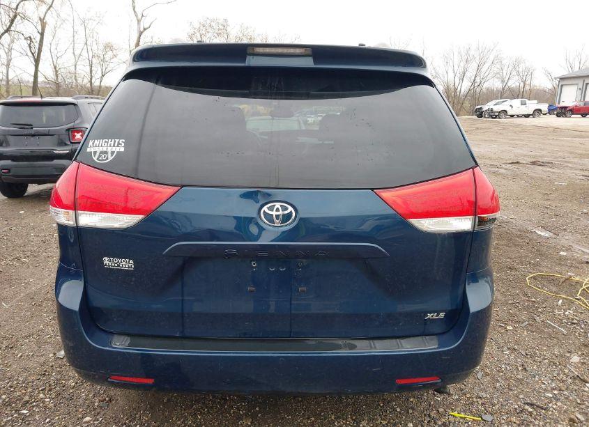 Photo 16 of 2012 Toyota Sienna XLE V6 8 PASSENGER (VIN 5TDYK3DC1CS203712)