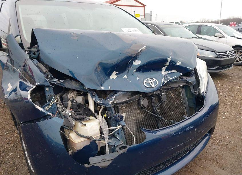 Photo 6 of 2012 Toyota Sienna XLE V6 8 PASSENGER (VIN 5TDYK3DC1CS203712)