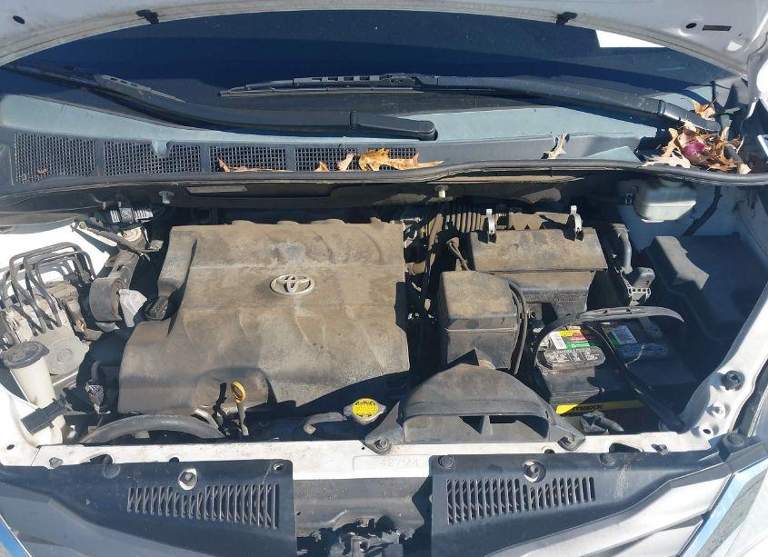 Photo 10 of 2012 Toyota Sienna XLE/LIMITED (VIN 5TDYK3DC1CS225564)