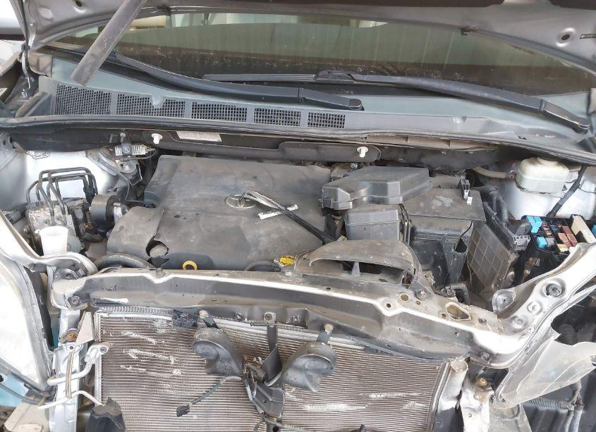 Photo 10 of 2012 Toyota Sienna XLE V6 8 PASSENGER (VIN 5TDYK3DC1CS225824)