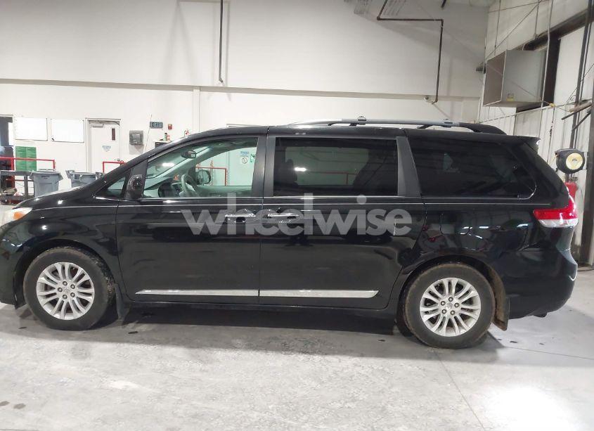 Photo 14 of 2012 Toyota Sienna XLE/LIMITED (VIN 5TDYK3DC1CS234894)