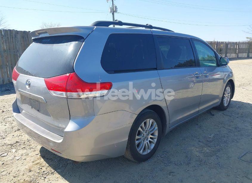 Photo 4 of 2012 Toyota Sienna XLE V6 8 PASSENGER (VIN 5TDYK3DC1CS245927)