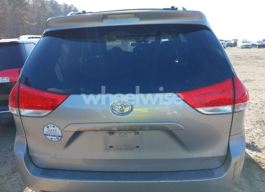 Photo 15 of 2012 Toyota Sienna XLE V6 8 PASSENGER (VIN 5TDYK3DC1CS278846)