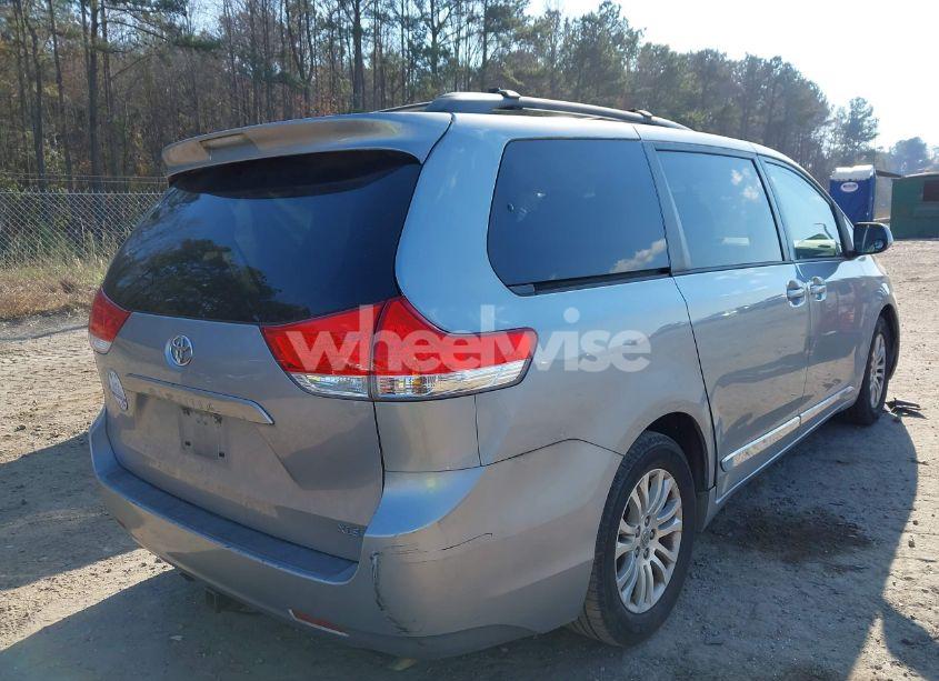 Photo 4 of 2012 Toyota Sienna XLE V6 8 PASSENGER (VIN 5TDYK3DC1CS278846)