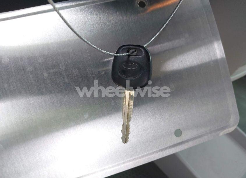 Photo 11 of 2013 Toyota Sienna XLE V6 8 PASSENGER (VIN 5TDYK3DC1DS318523)