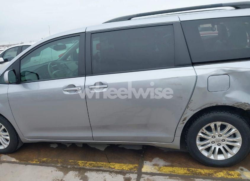 Photo 14 of 2013 Toyota Sienna XLE V6 8 PASSENGER (VIN 5TDYK3DC1DS318523)