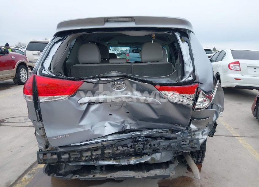 Photo 16 of 2013 Toyota Sienna XLE V6 8 PASSENGER (VIN 5TDYK3DC1DS318523)