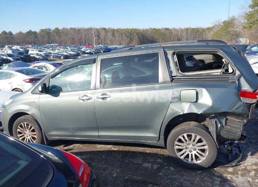 Photo 14 of 2014 Toyota Sienna XLE V6 8 PASSENGER (VIN 5TDYK3DC1ES524300)