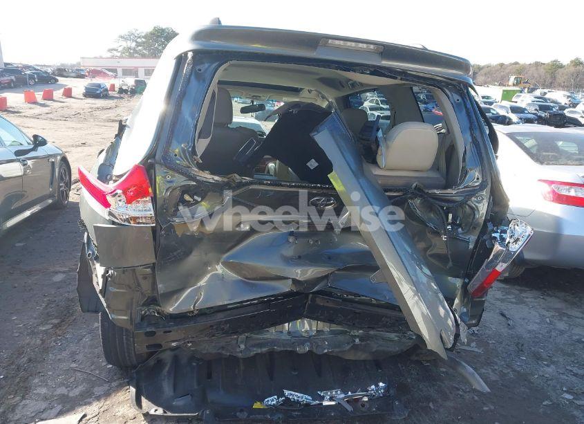 Photo 6 of 2014 Toyota Sienna XLE V6 8 PASSENGER (VIN 5TDYK3DC1ES524300)