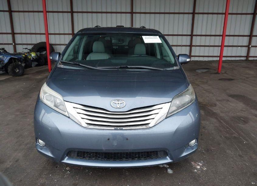 Photo 12 of 2015 Toyota Sienna LIMITED 7 PASSENGER (VIN 5TDYK3DC1FS536576)