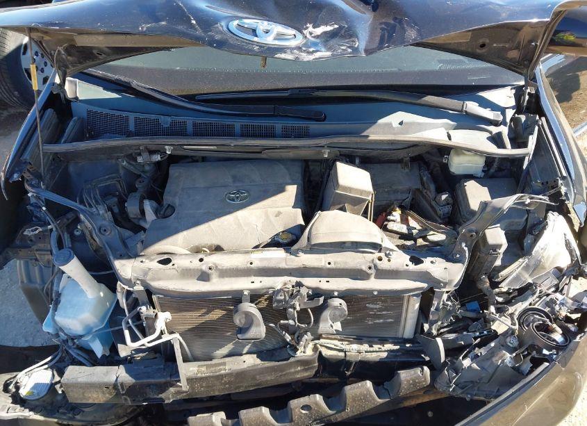 Photo 10 of 2015 Toyota Sienna LIMITED PREMIUM 7 PASSENGER (VIN 5TDYK3DC1FS542572)