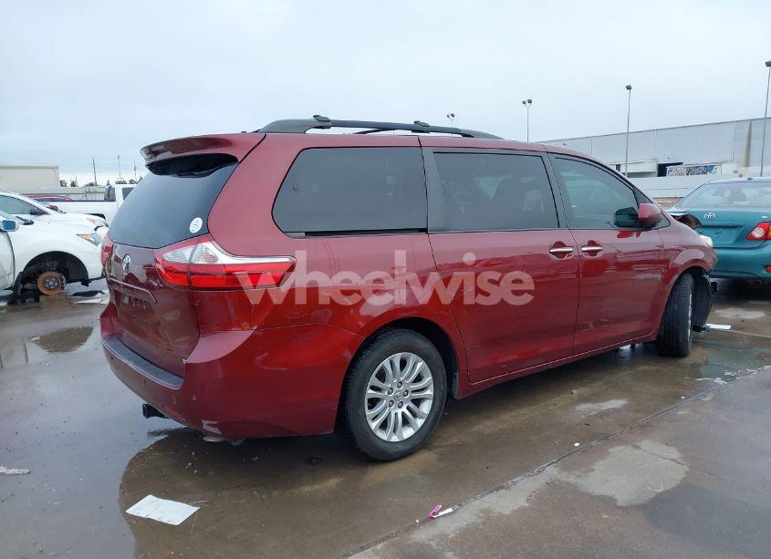 Photo 4 of 2015 Toyota Sienna XLE 8 PASSENGER (VIN 5TDYK3DC1FS576642)