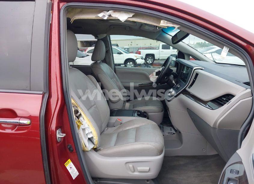 Photo 5 of 2015 Toyota Sienna XLE 8 PASSENGER (VIN 5TDYK3DC1FS576642)