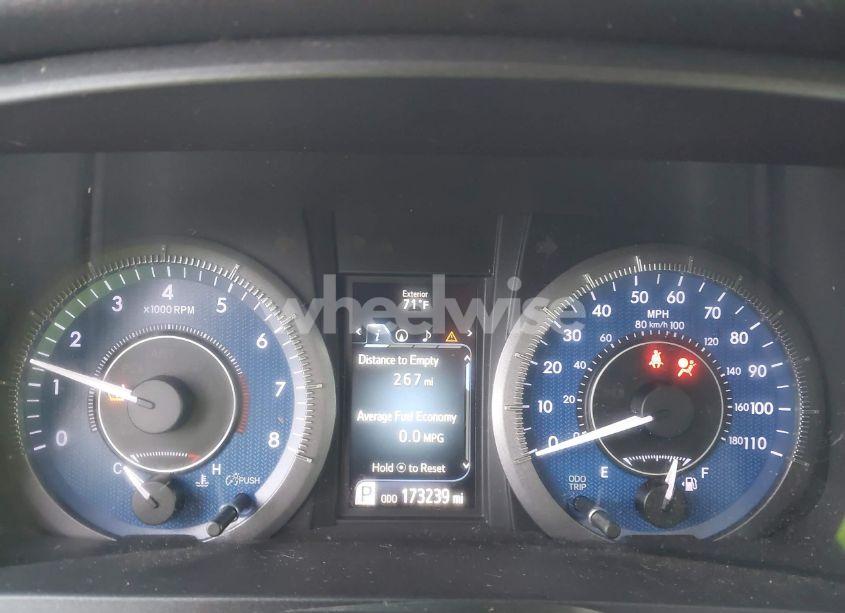 Photo 7 of 2015 Toyota Sienna XLE 8 PASSENGER (VIN 5TDYK3DC1FS576642)