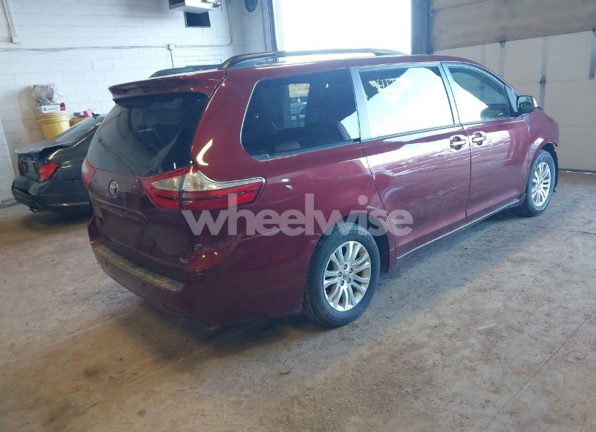 Photo 4 of 2015 Toyota Sienna XLE/LIMITED (VIN 5TDYK3DC1FS636211)