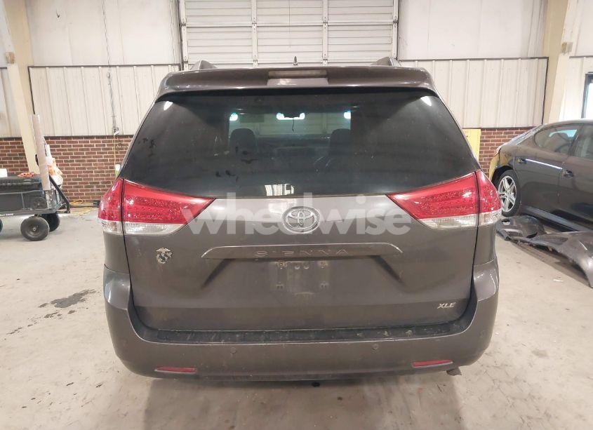 Photo 16 of 2011 Toyota Sienna XLE/LIMITED (VIN 5TDYK3DC2BS054533)