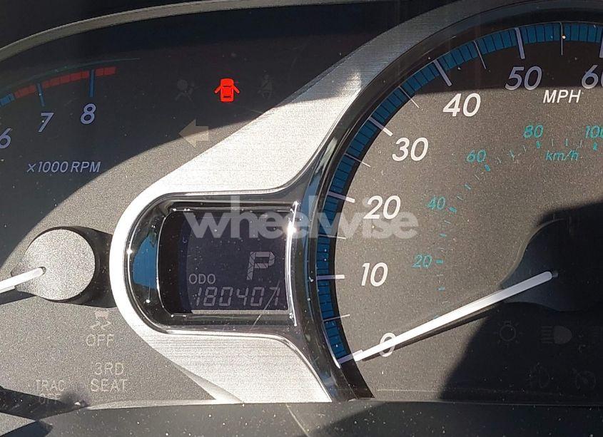 Photo 15 of 2011 Toyota Sienna XLE V6 (VIN 5TDYK3DC2BS088407)