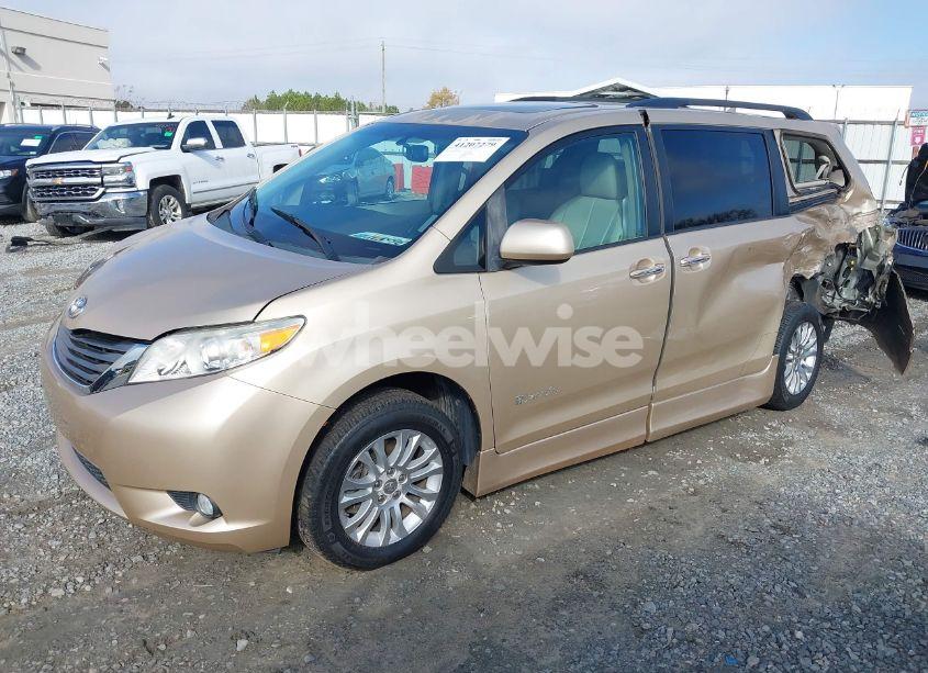 Photo 2 of 2011 Toyota Sienna XLE/LIMITED (VIN 5TDYK3DC2BS109028)