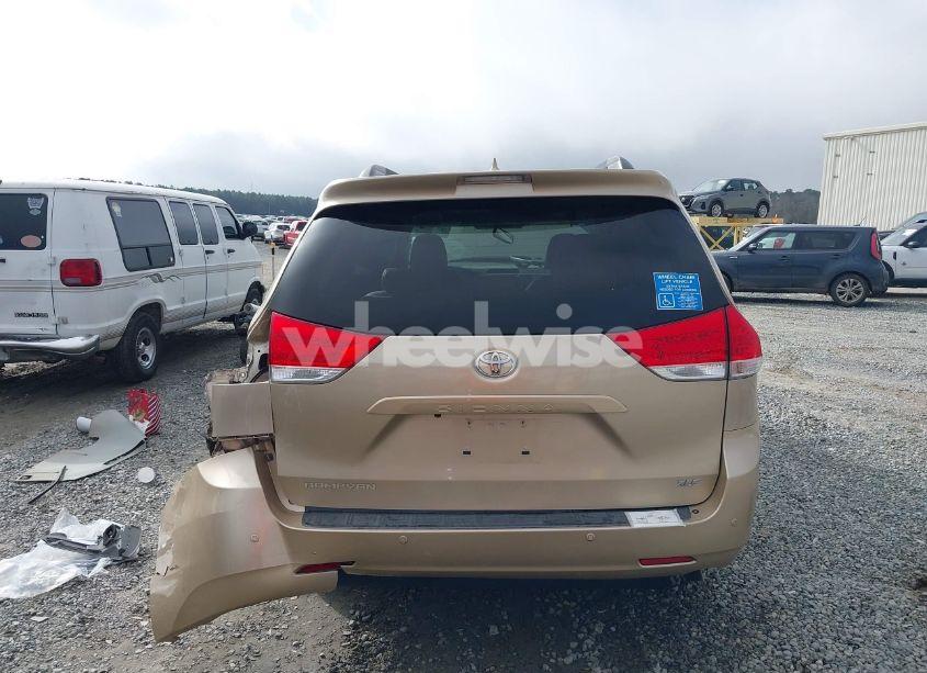 Photo 6 of 2011 Toyota Sienna XLE/LIMITED (VIN 5TDYK3DC2BS109028)