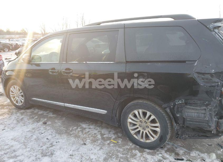 Photo 15 of 2012 Toyota Sienna XLE V6 8 PASSENGER (VIN 5TDYK3DC2CS178416)