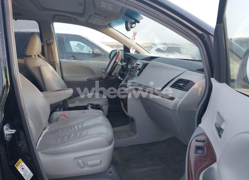 Photo 5 of 2012 Toyota Sienna XLE V6 8 PASSENGER (VIN 5TDYK3DC2CS178416)