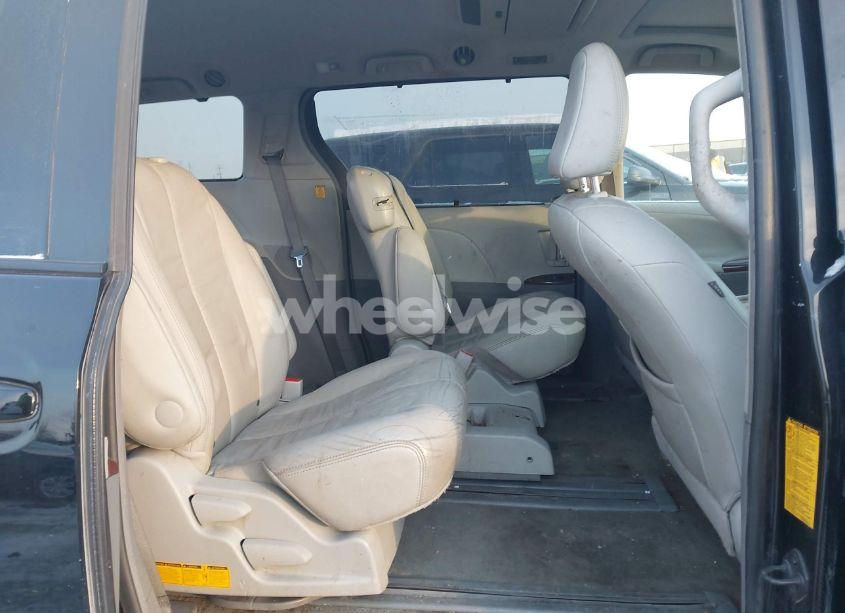 Photo 8 of 2012 Toyota Sienna XLE V6 8 PASSENGER (VIN 5TDYK3DC2CS178416)